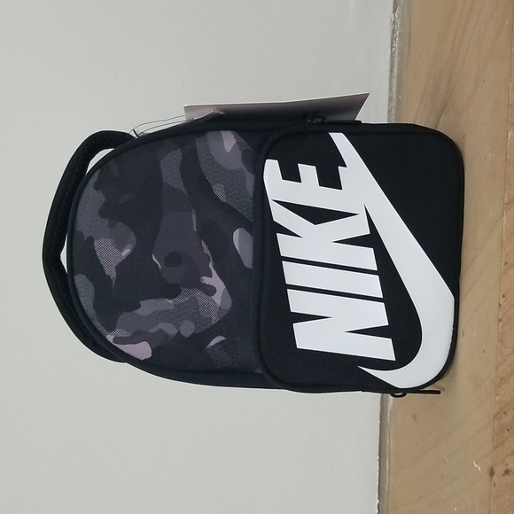NEW! Nike insulated grey camo lunchbox NWT - Picture 2 of 6